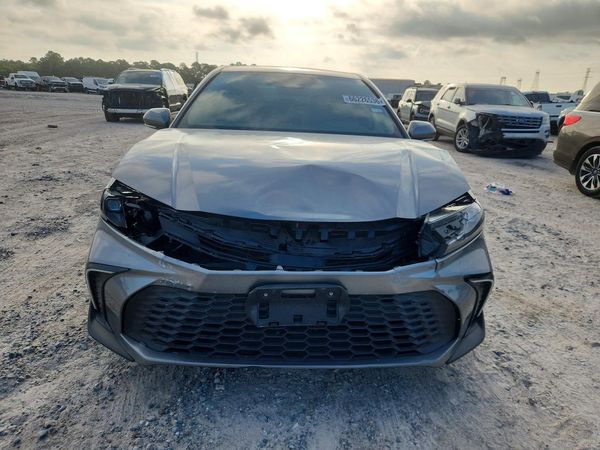 2026 TOYOTA CAMRY