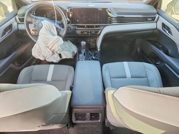 2026 TOYOTA CAMRY