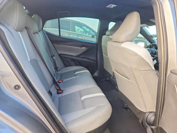 2026 TOYOTA CAMRY