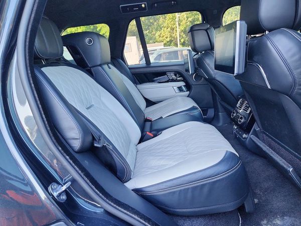 2021 LAND ROVER RANGE ROVER SV Autobiography Dynamic