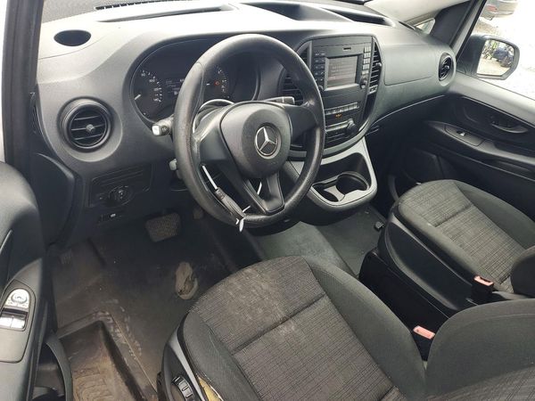 2018 MERCEDES-BENZ METRIS
