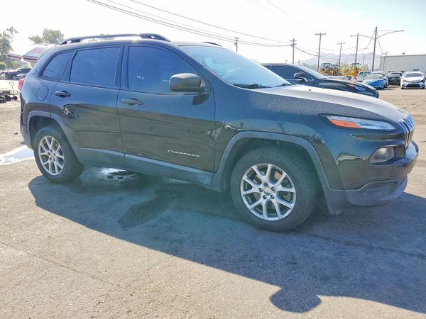 2015 JEEP CHEROKEE Sport