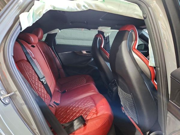 2019 AUDI S4