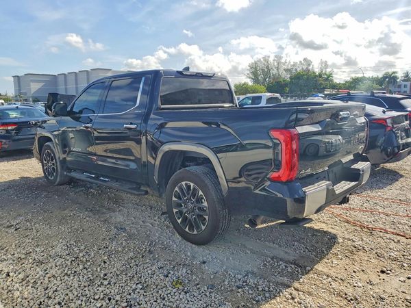 2025 TOYOTA TUNDRA