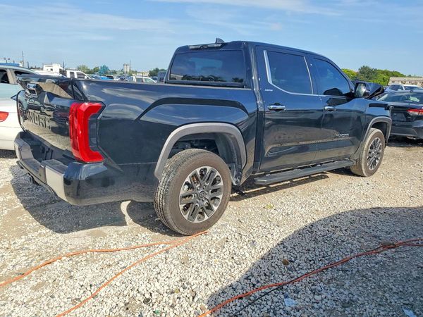 2025 TOYOTA TUNDRA