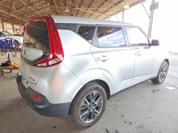 2021 KIA SOUL