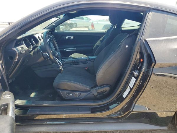 2019 FORD MUSTANG I4 Coupe