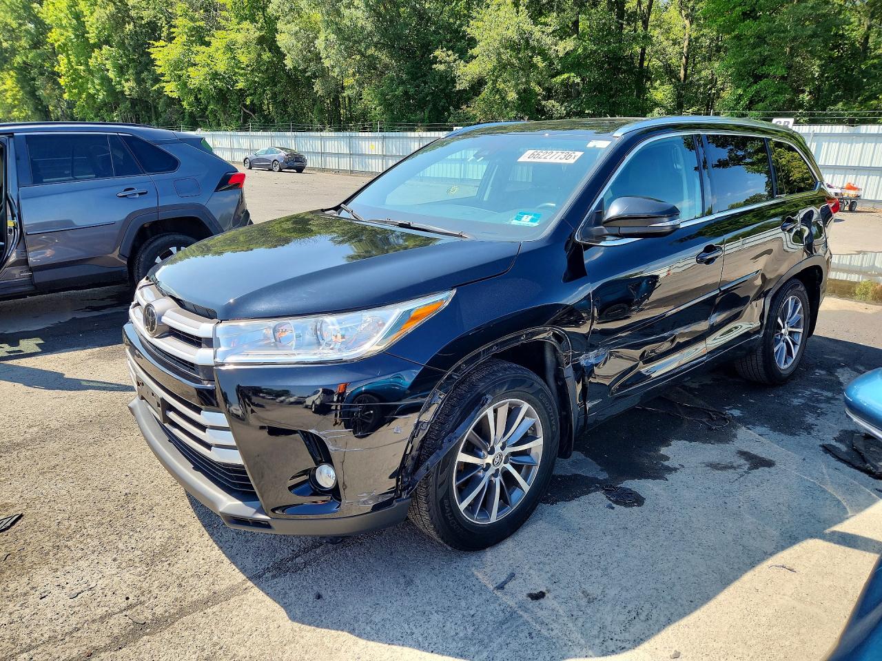 2018 TOYOTA HIGHLANDER SE/XLE
