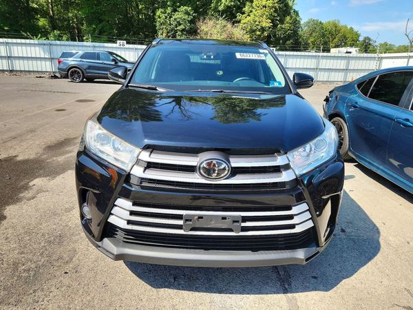 2018 TOYOTA HIGHLANDER SE/XLE