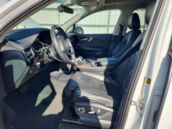2018 AUDI Q7