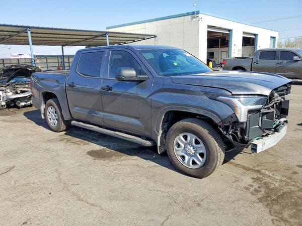 2026 TOYOTA TUNDRA