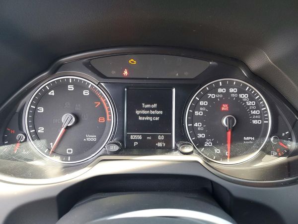 2015 AUDI Q5