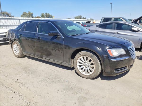 2014 CHRYSLER 300