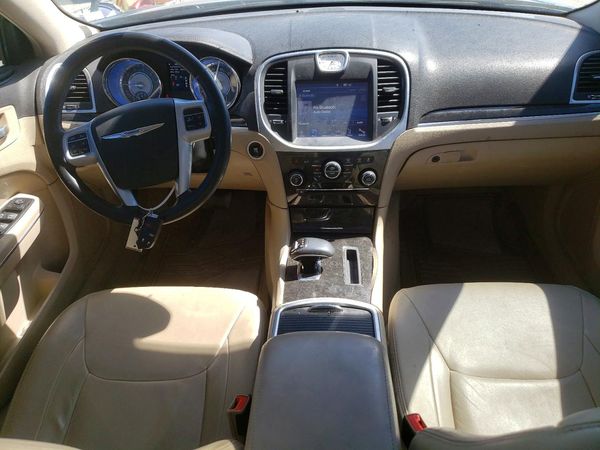 2014 CHRYSLER 300