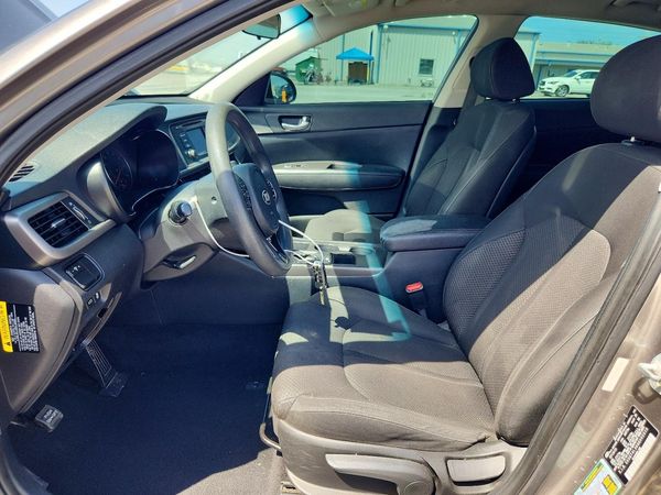 2016 KIA OPTIMA GL