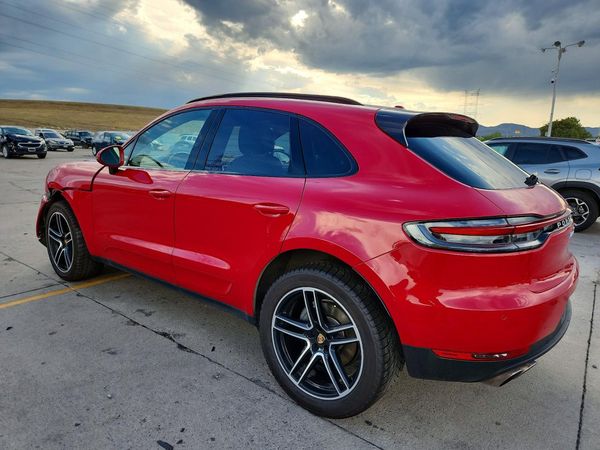 2020 PORSCHE MACAN