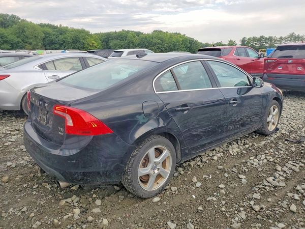2013 VOLVO S60