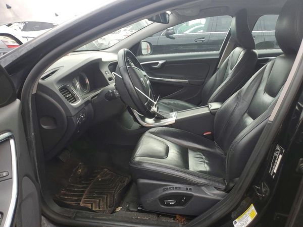 2013 VOLVO S60
