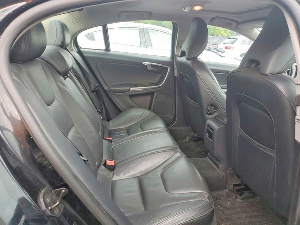 2013 VOLVO S60
