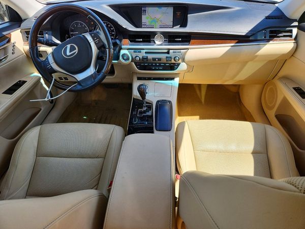 2014 LEXUS ES 350