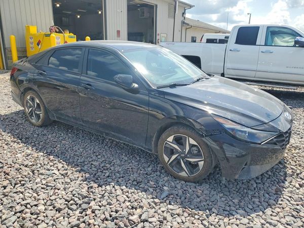 2021 HYUNDAI ELANTRA