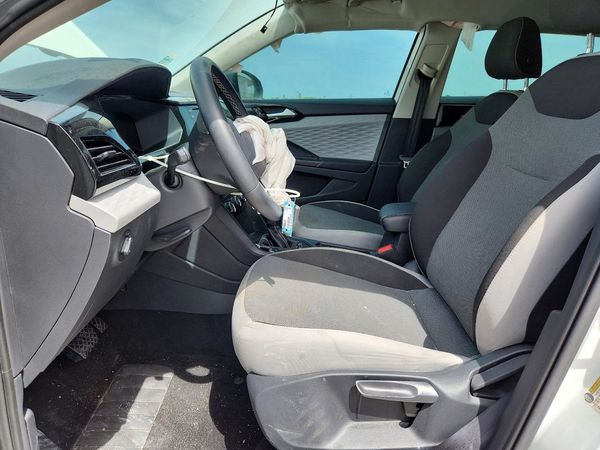 2023 VOLKSWAGEN TAOS