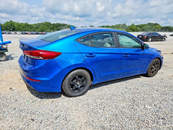 2017 HYUNDAI ELANTRA