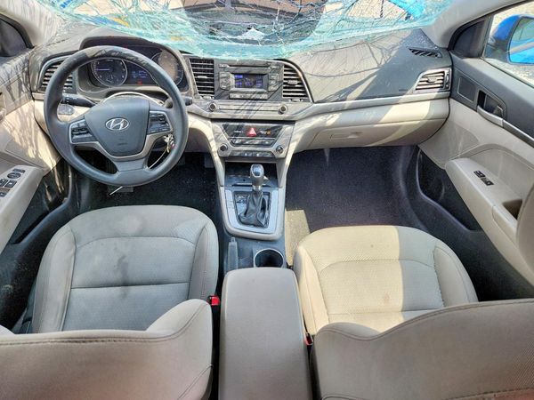 2017 HYUNDAI ELANTRA