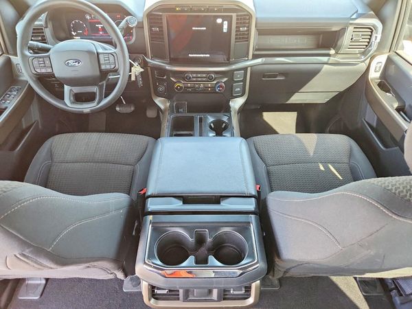 2024 FORD F150