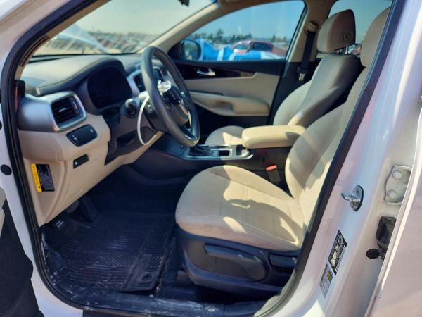 2017 KIA SORENTO