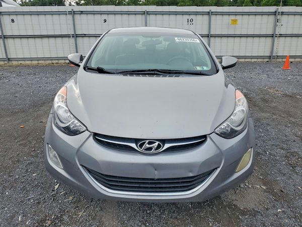 2012 HYUNDAI ELANTRA