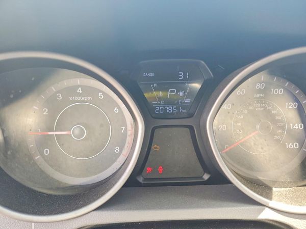 2016 HYUNDAI ELANTRA