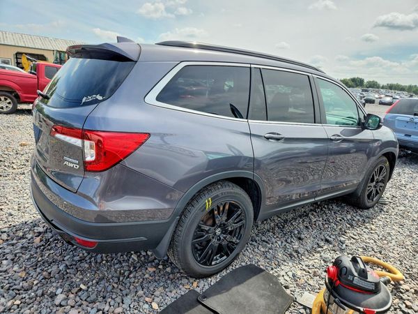 2022 HONDA PILOT SE