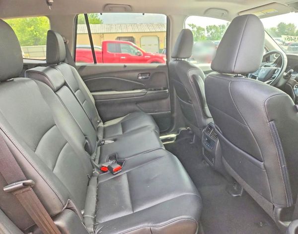 2022 HONDA PILOT SE