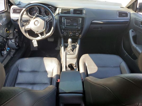 2017 VOLKSWAGEN JETTA SEL, SEL Premium