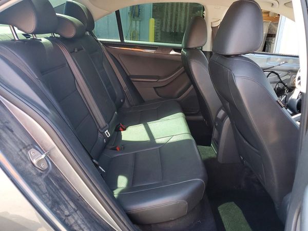 2017 VOLKSWAGEN JETTA SEL, SEL Premium