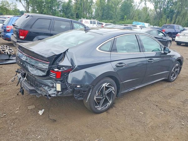 2024 HYUNDAI SONATA