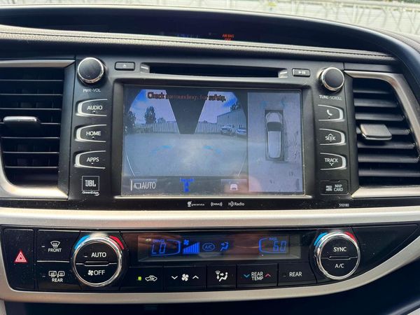 2018 TOYOTA HIGHLANDER
