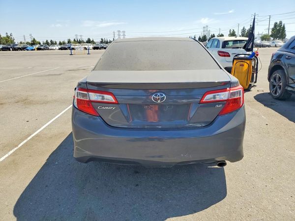2013 TOYOTA CAMRY