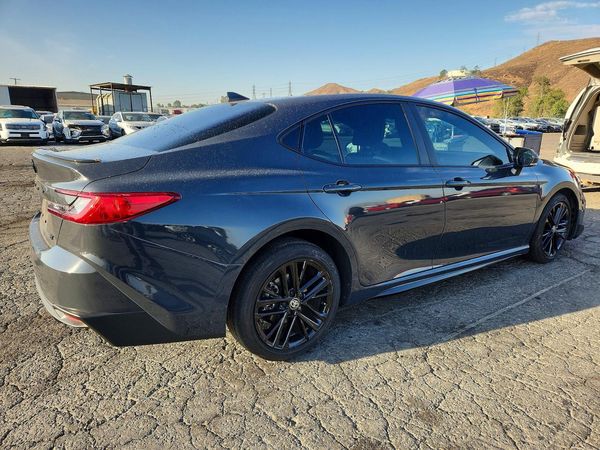 2025 TOYOTA CAMRY