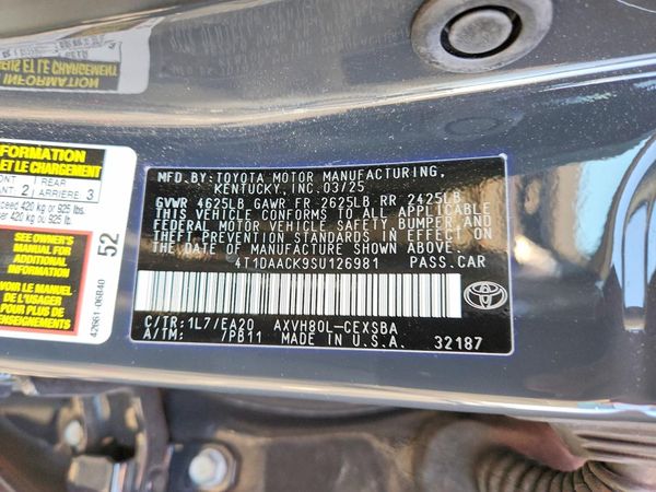 2025 TOYOTA CAMRY