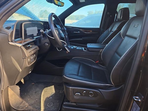 2023 CADILLAC ESCALADE