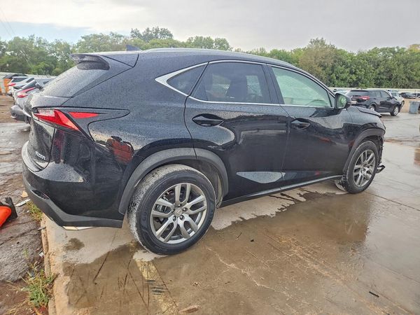 2015 LEXUS NX 200t Luxury