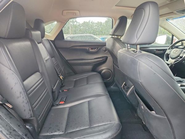 2015 LEXUS NX 200t Luxury