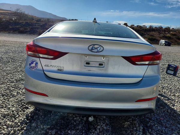 2017 HYUNDAI ELANTRA SE Base