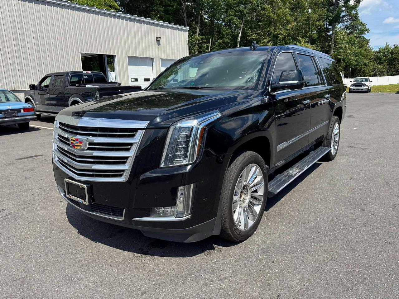 2019 CADILLAC ESCALADE ESV Platinum