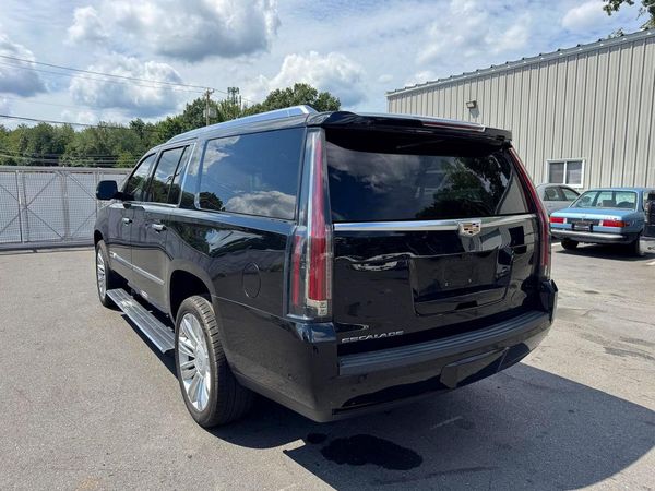 2019 CADILLAC ESCALADE ESV Platinum