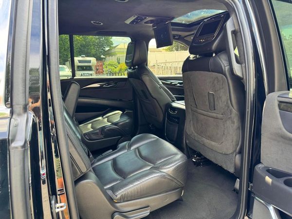 2019 CADILLAC ESCALADE ESV Platinum