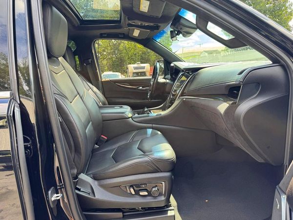 2019 CADILLAC ESCALADE ESV Platinum