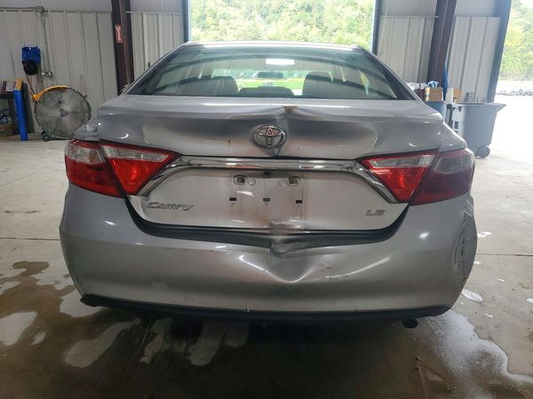 2016 TOYOTA CAMRY